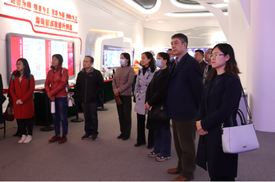 860c047bfcb643b2b674f13ec2ee49f4.png image.png